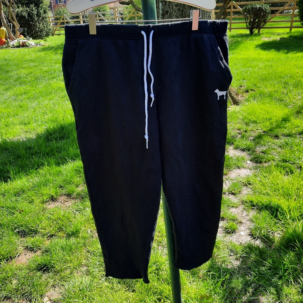 PINK cropped sweatpants